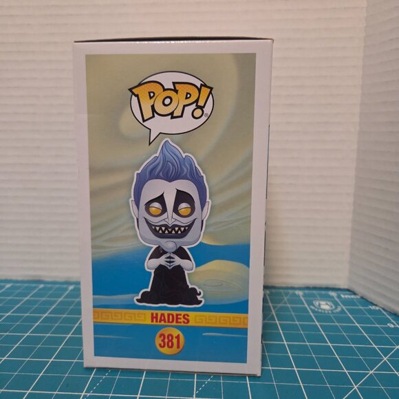 Funko POP Disney Hercules Hades Hot Topic GITD 381 Vinyl Figure - Picture 4 of 6